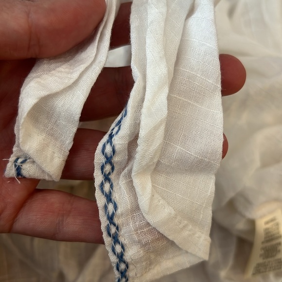 Max Studio Embroidered Blouse - Picture 13 of 15